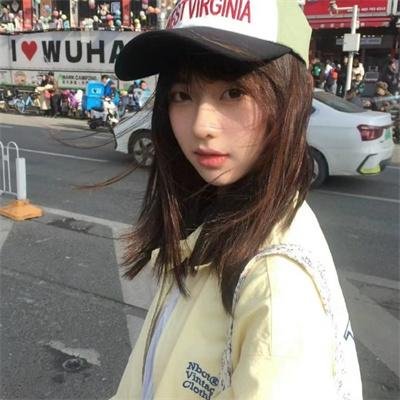 钢盔